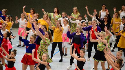 Dance with Friends 2017