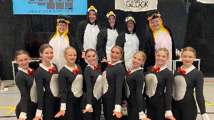 Pinguine holen Gold
