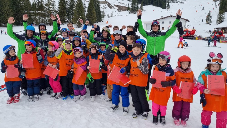 Unser vereinseigener Ski- und Snowboardkurs 2023
