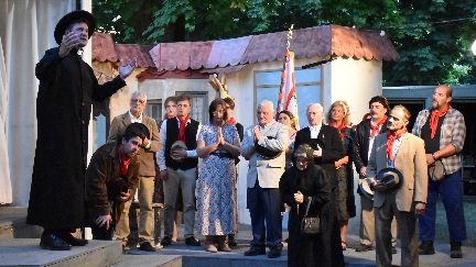 Anlässlich des Vereinsjubiläums spielen die Theaterleut wieder im Freien