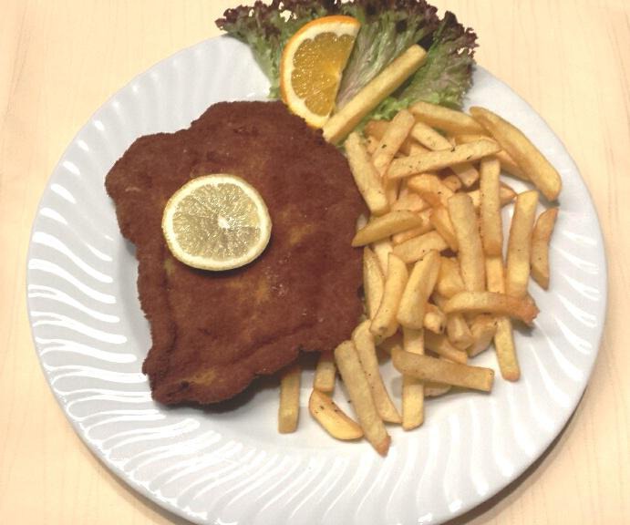 Schnitzel mit Pommes