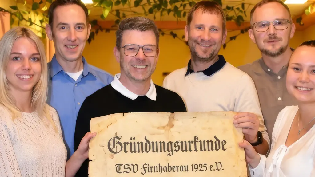 Bei Recherchen zum Vereinsjubiläum ist im Augsburger Stadtarchiv die Urkunde mit den Unterschriften der Gründungsväter aus dem Jahr 1925 aufgetaucht